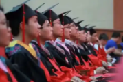 博士生过剩现象引关注，学术与就业市场需平衡